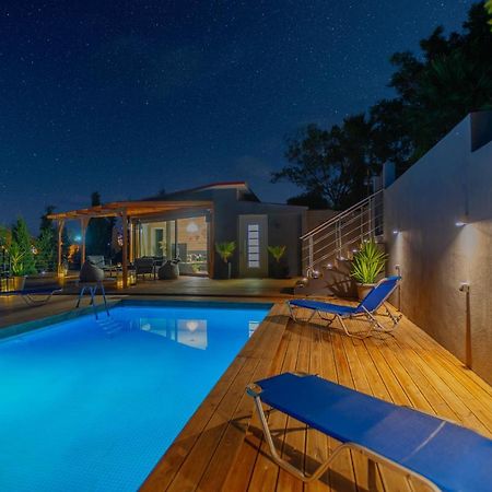 Private Pool Villa Ggki Skepasti Buitenkant foto